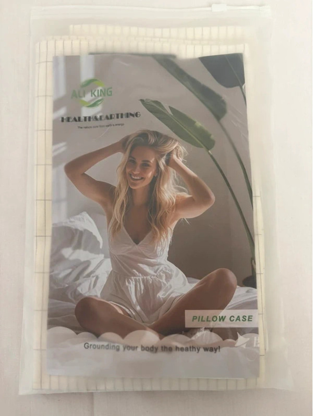 Ali King Grounding Pillowcase Queen 20 x 30 White Grid New in Package